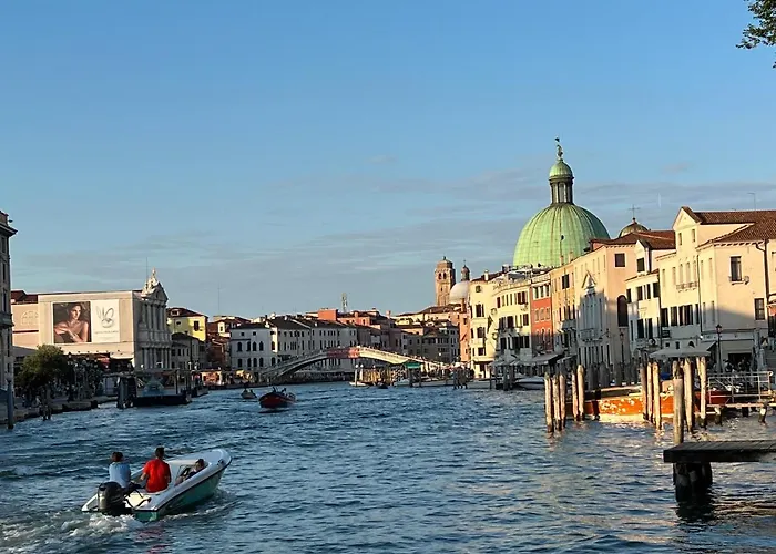 Venice Luxury Suite - Private Jacuzzi And Design